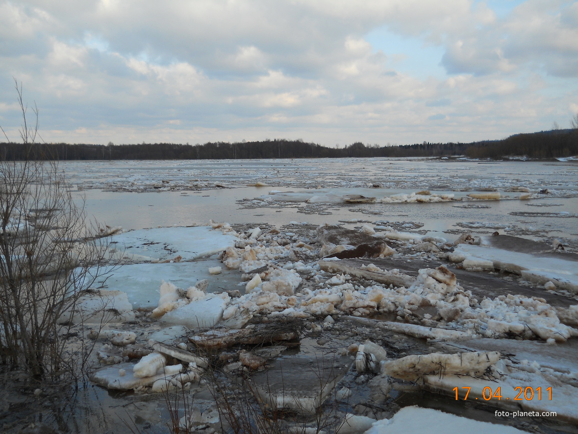 река Косьва около Перемского