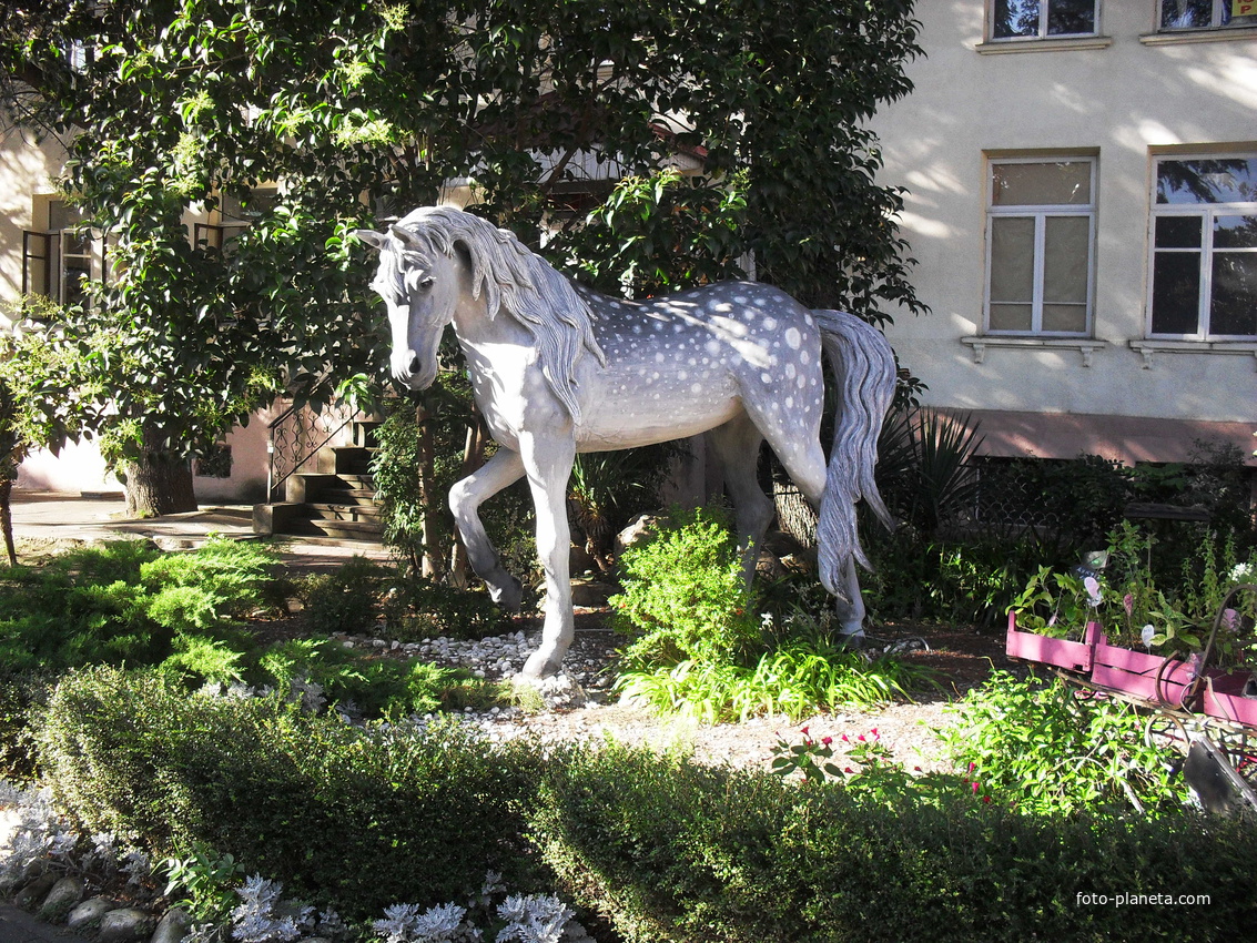 п.Лазаревское, ул.Победы
