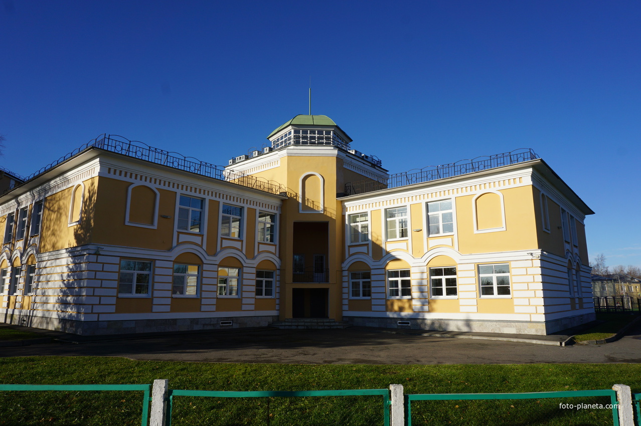 Улица Дегтерёва.