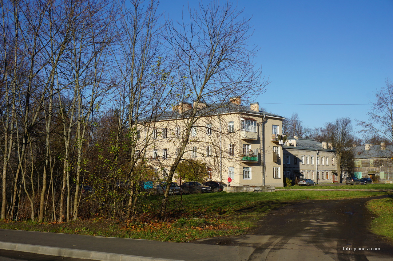 Улица Дегтерёва.