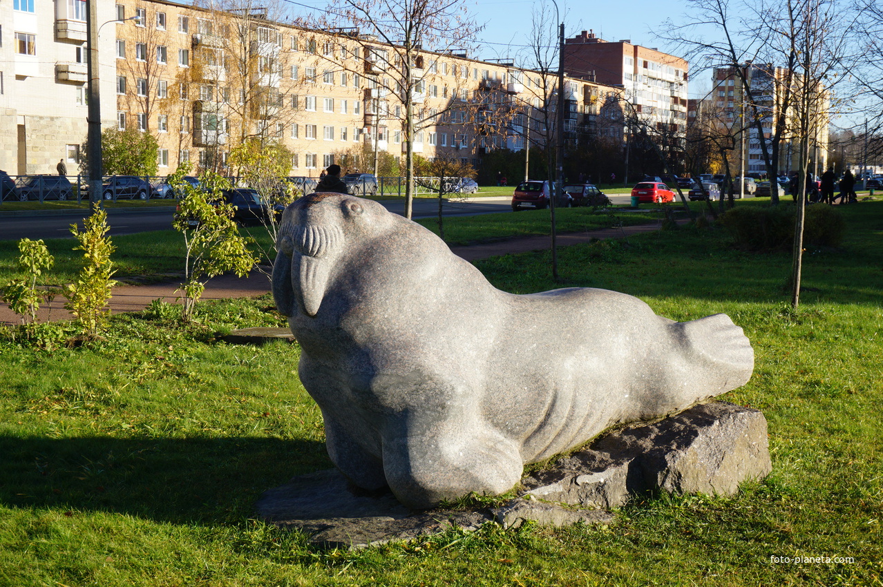 Улица Победы.Скульптура.