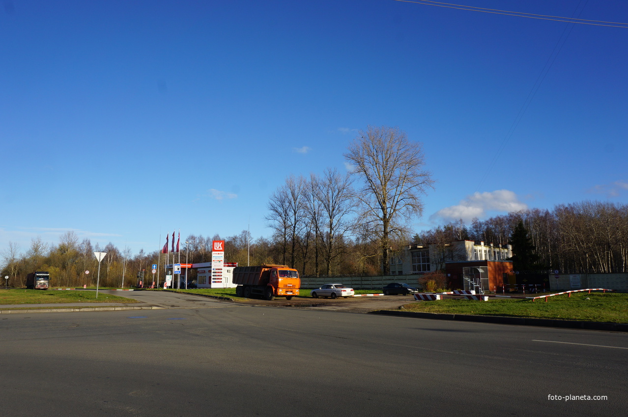 Ораниенбаумский проспект.