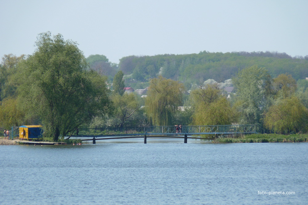 Мост через реку Стугна