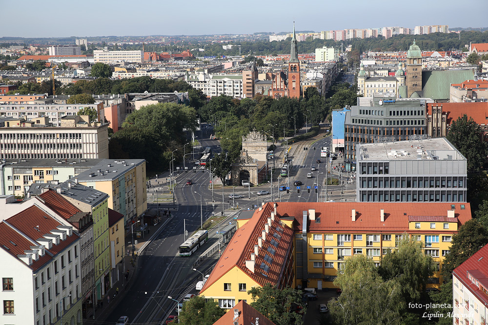 Вид на город и Берлинские ворота