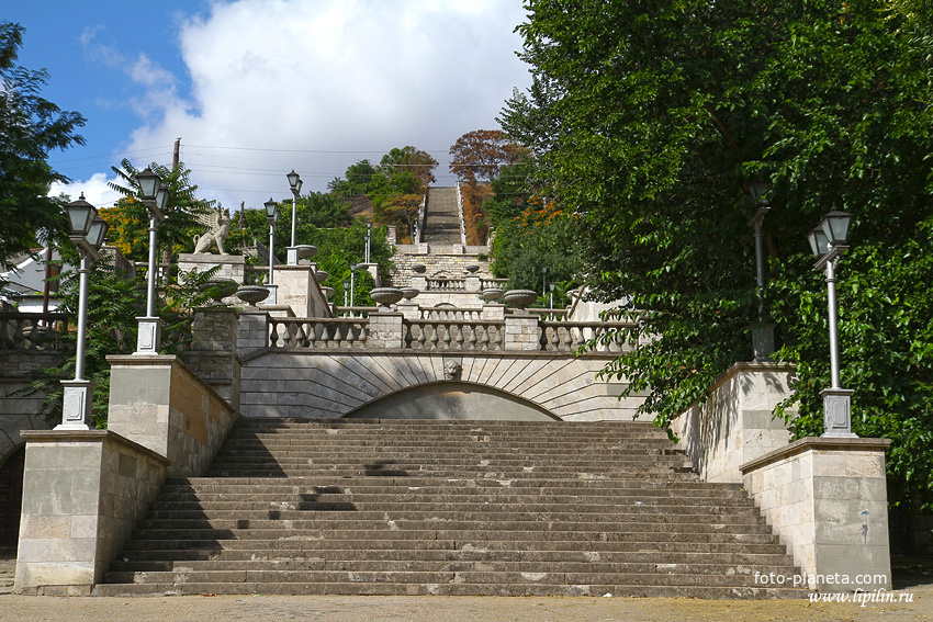 Митридатской лестницы