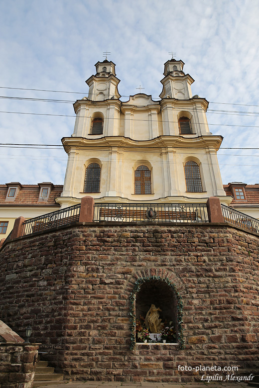 Центральное сооружение Василианского монастыря