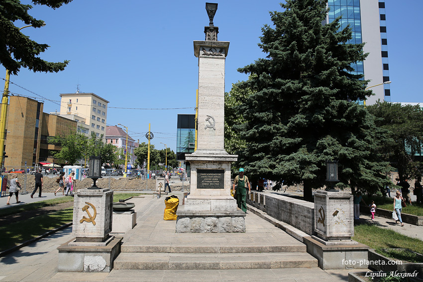 Братское кладбище советских воинов в Кошице