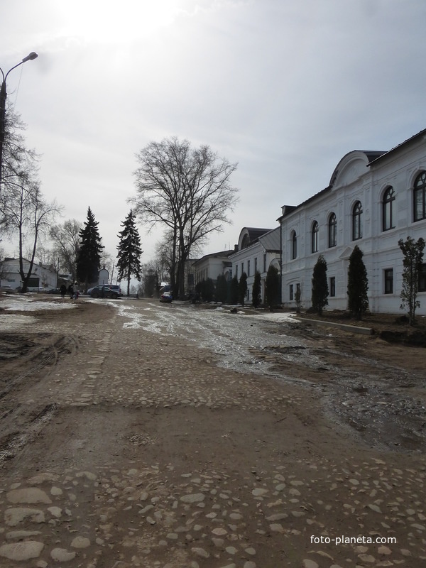 Улица Калязина