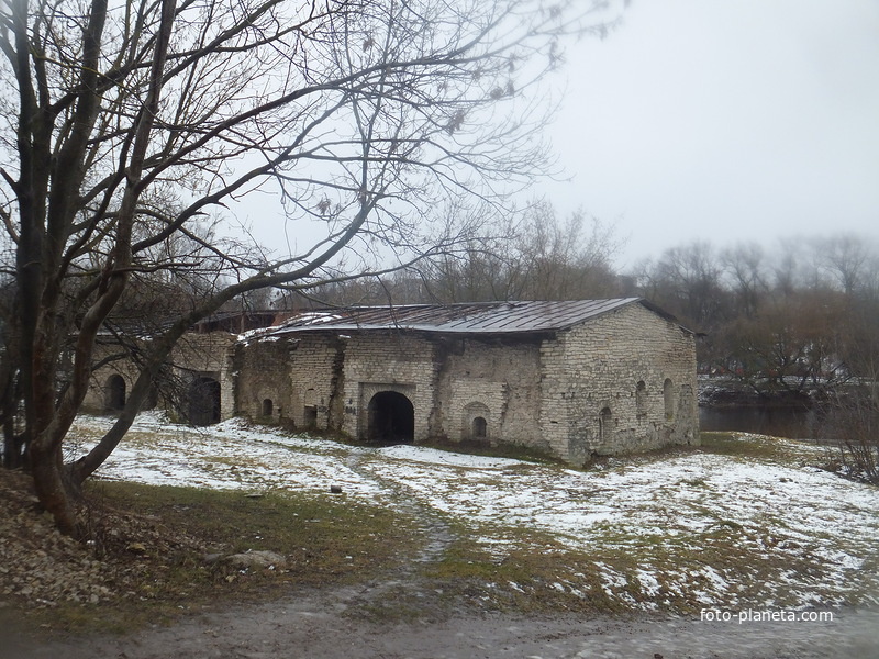 Бывшая трапезная Гремяцкого монастыря