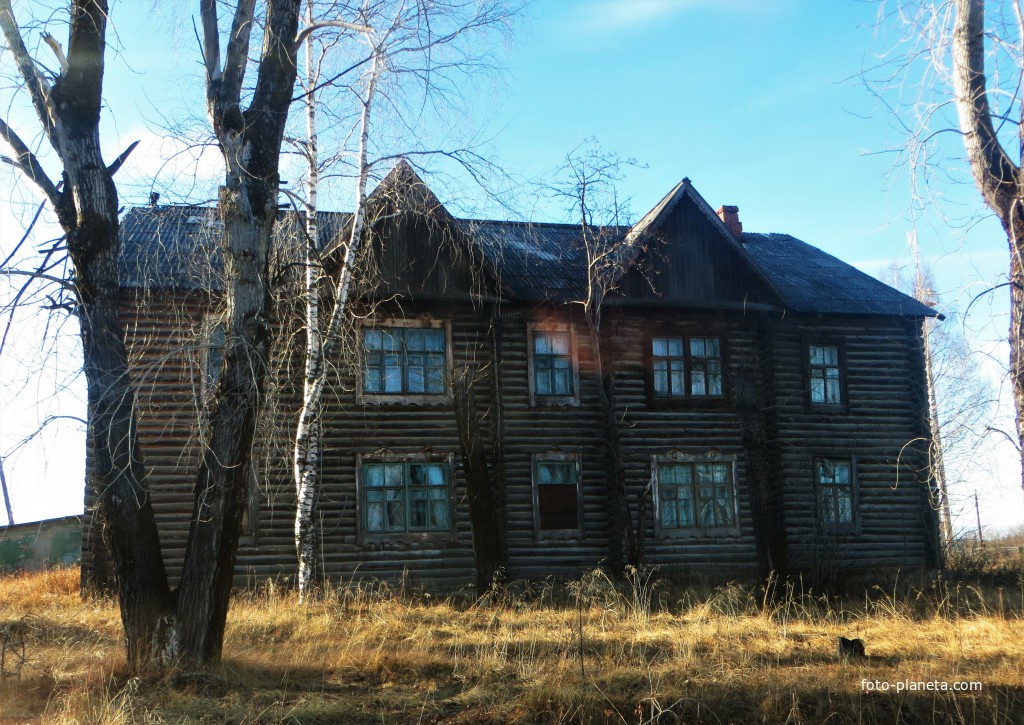 Октябрьская улица