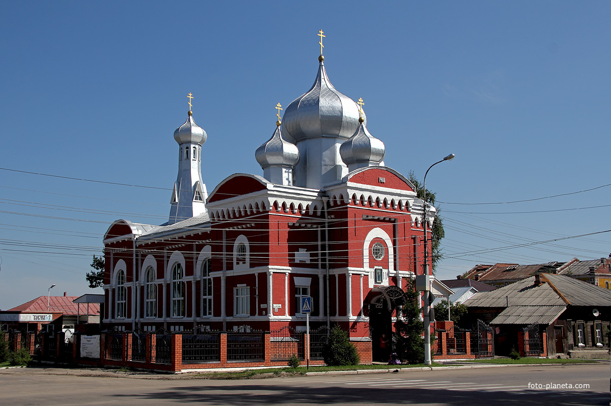 Архангела Михаила церковь.