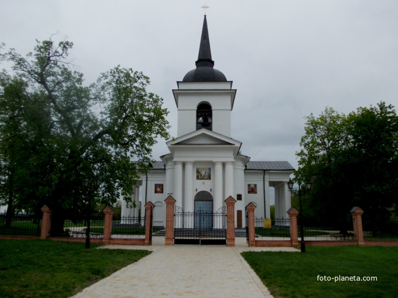 Воскресенская церковь в городе Батурин