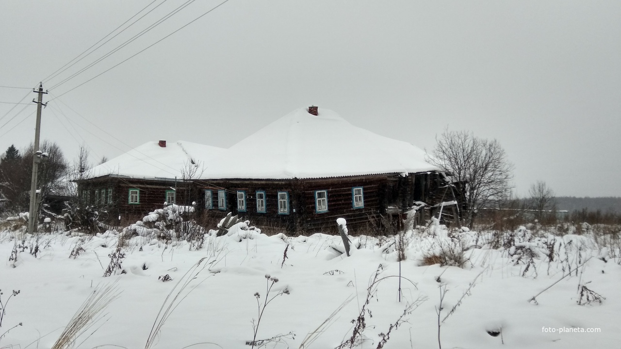 Дома в деревне Киселево