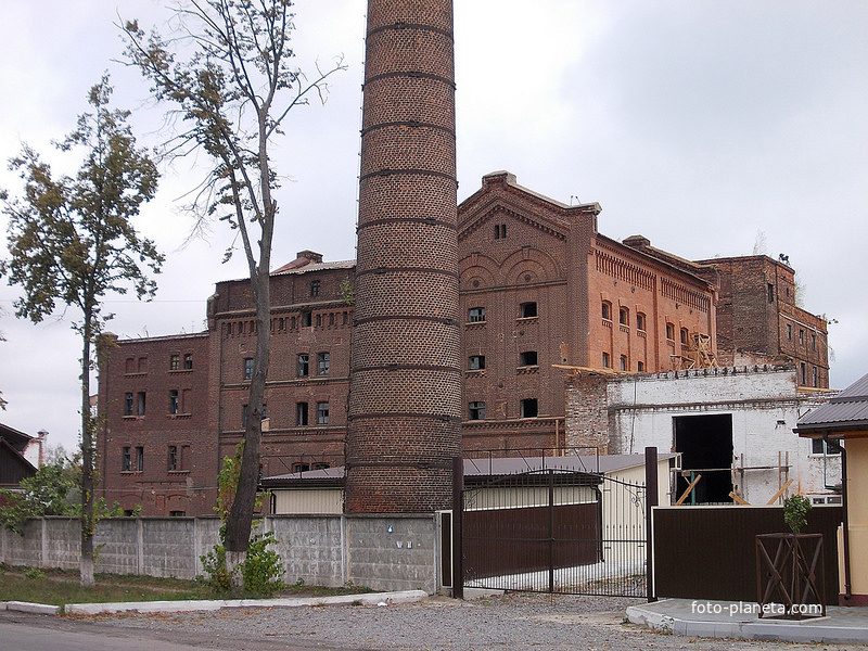 Здание старого завода