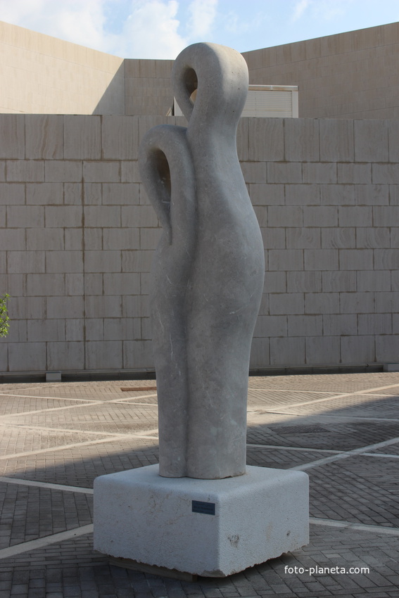 Манама. Парк современной скульптуры.