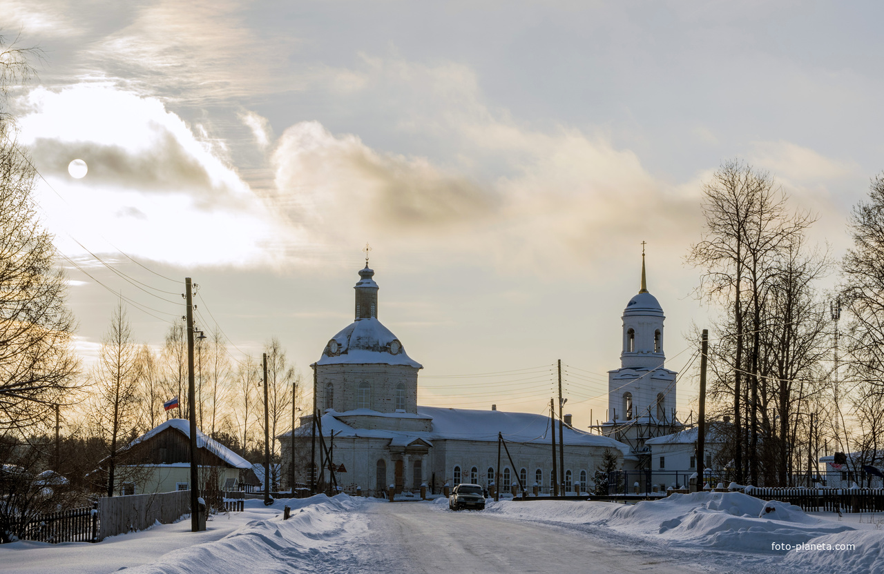 Покровская церковь в селе Адышево Оричевского района Кировской области