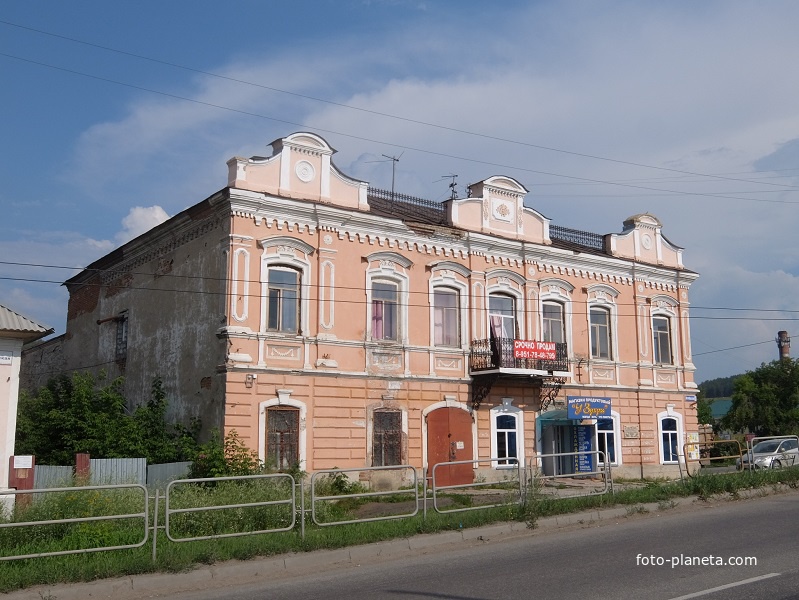 Дом золотопромышленника Жарова (конец XIX-го века)
