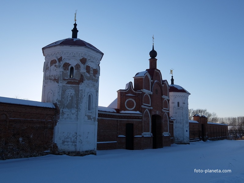 Ворота Оптина Троицкого монастыря