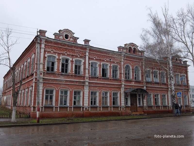 Здание бывшей школы