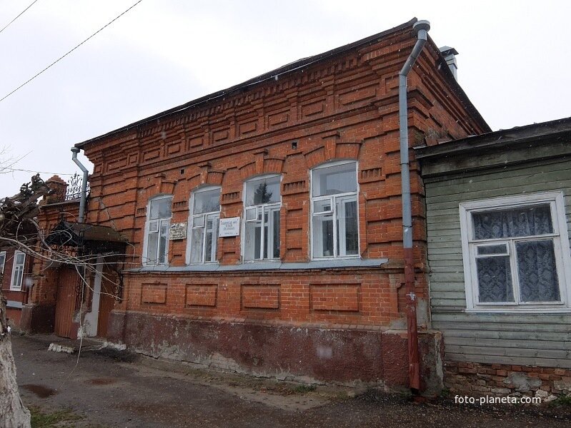 Здание бывшей кондитерской лавки купцов Ивановых