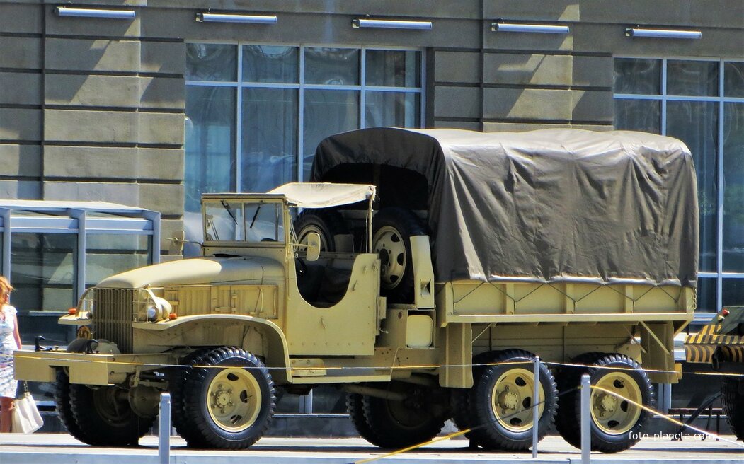Военный грузовой автомобиль GMC CCKW-353