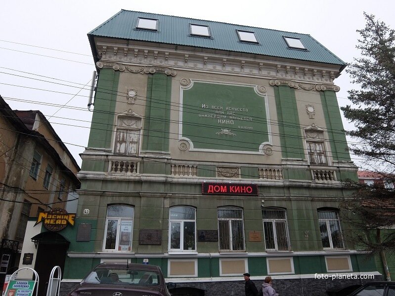 Здание Нижне-Волжской студии кинохроники
