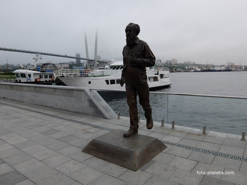 Памятник А. Солженицыну