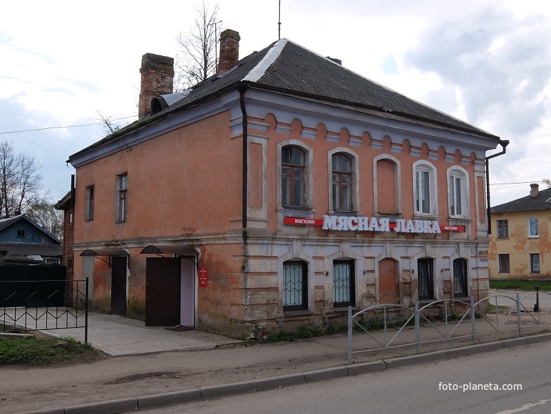 Здание магазина