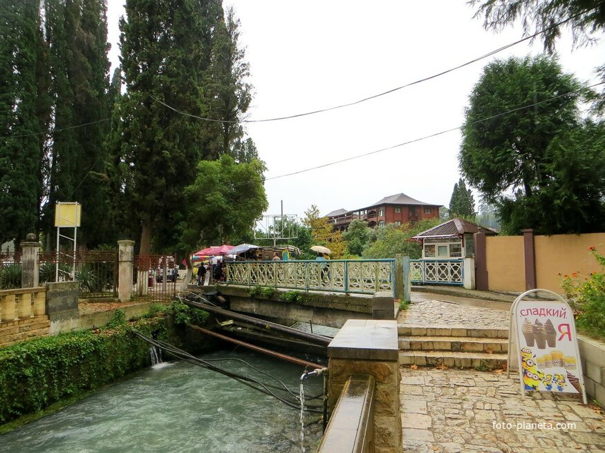 Мост через реку Псырцха