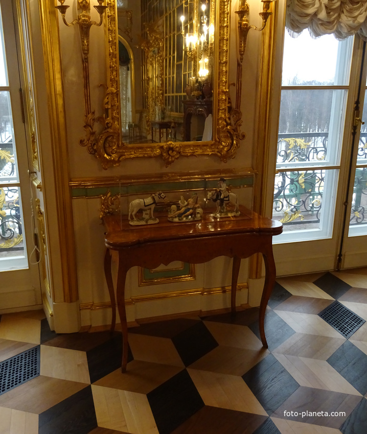 Большой Петергофский дворец