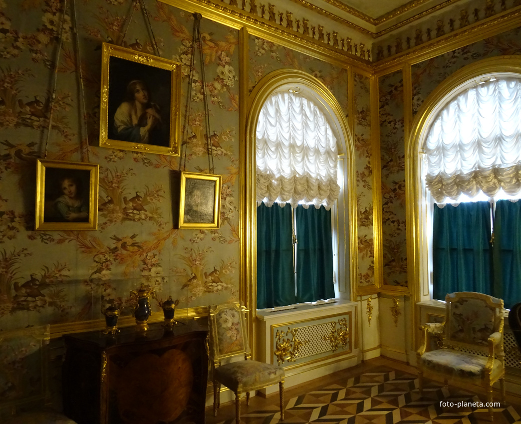 Большой Петергофский дворец