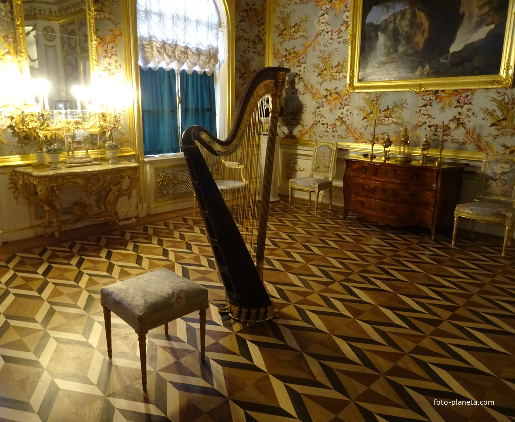 Большой Петергофский дворец