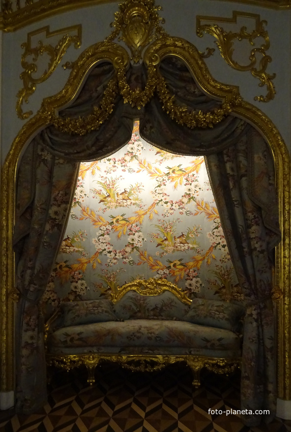 Большой Петергофский дворец