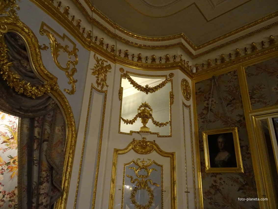 Большой Петергофский дворец