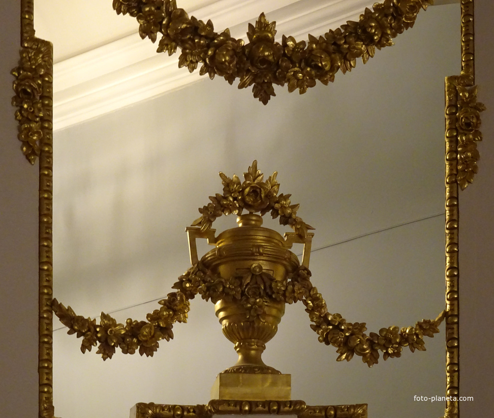 Большой Петергофский дворец