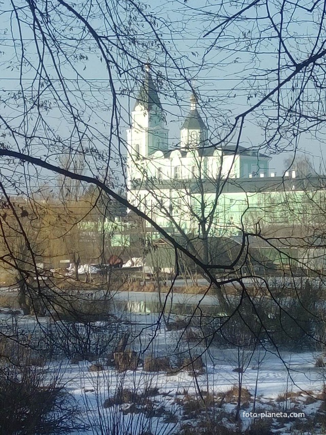 Браилов. Вид на Браиловский женский монастырь с парка усадьбы фон Мекк (музей Чайковского)