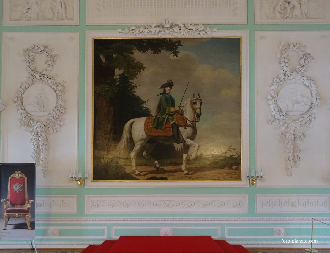 Большой Петергофский дворец