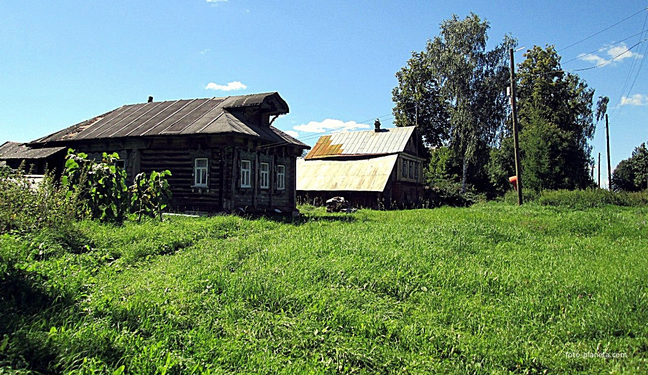 Деревенские избы