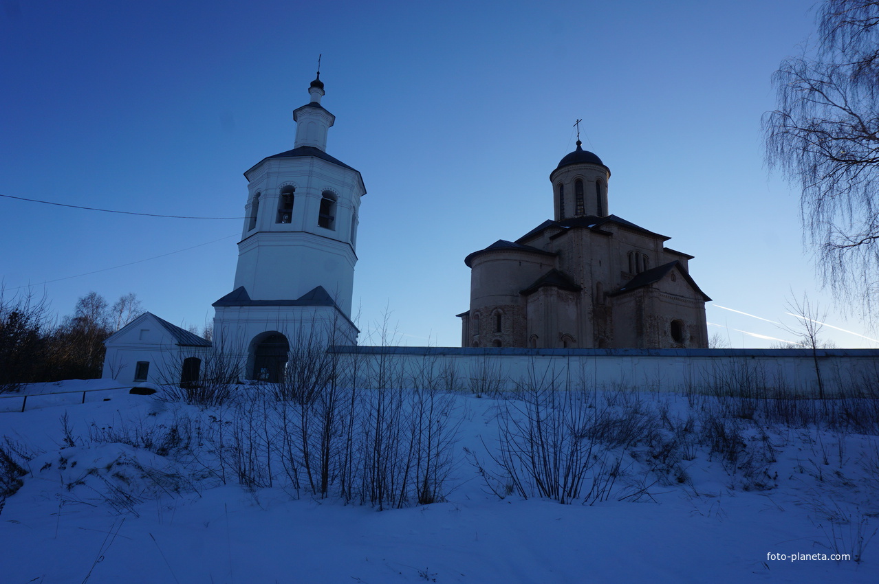 Церковь Архангела Михаила.