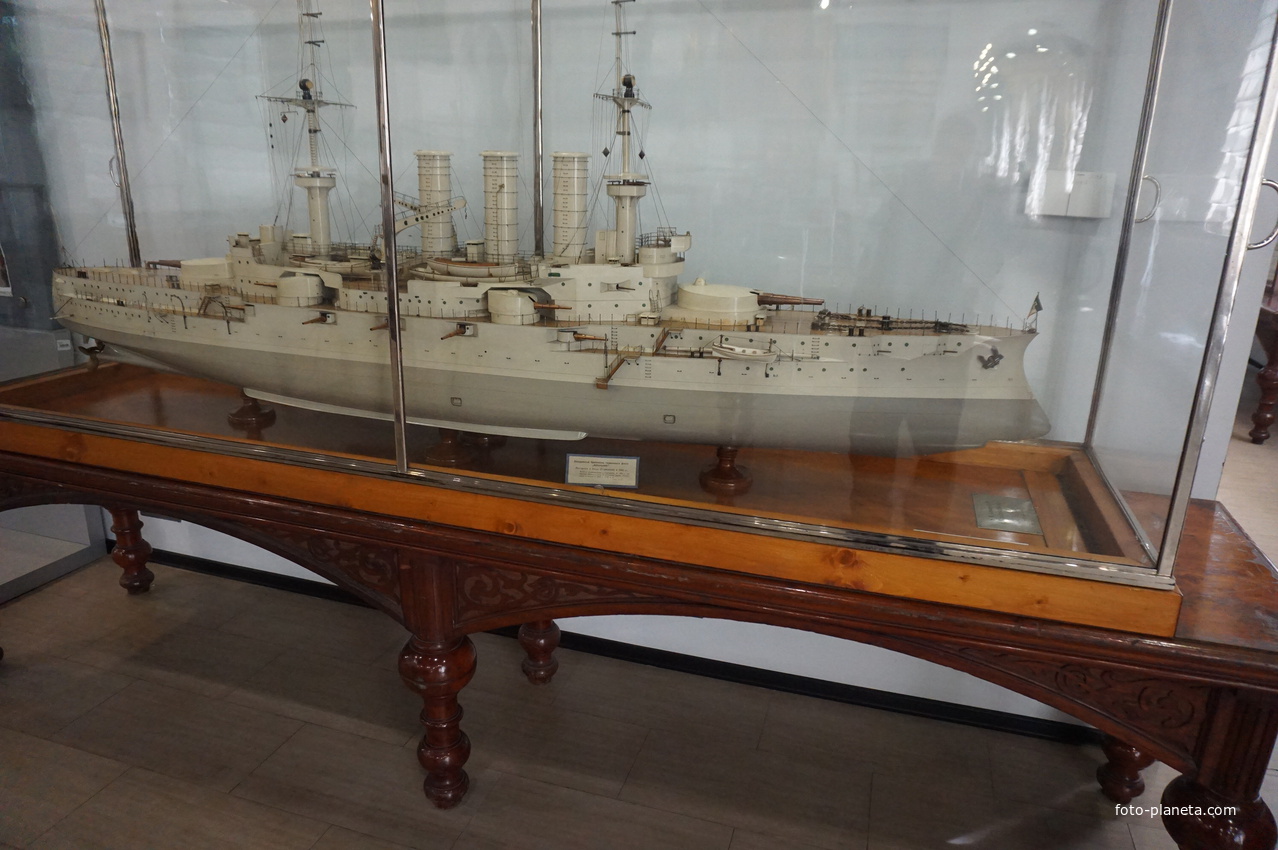 Экспонаты Центрального Военно-Морского музея.