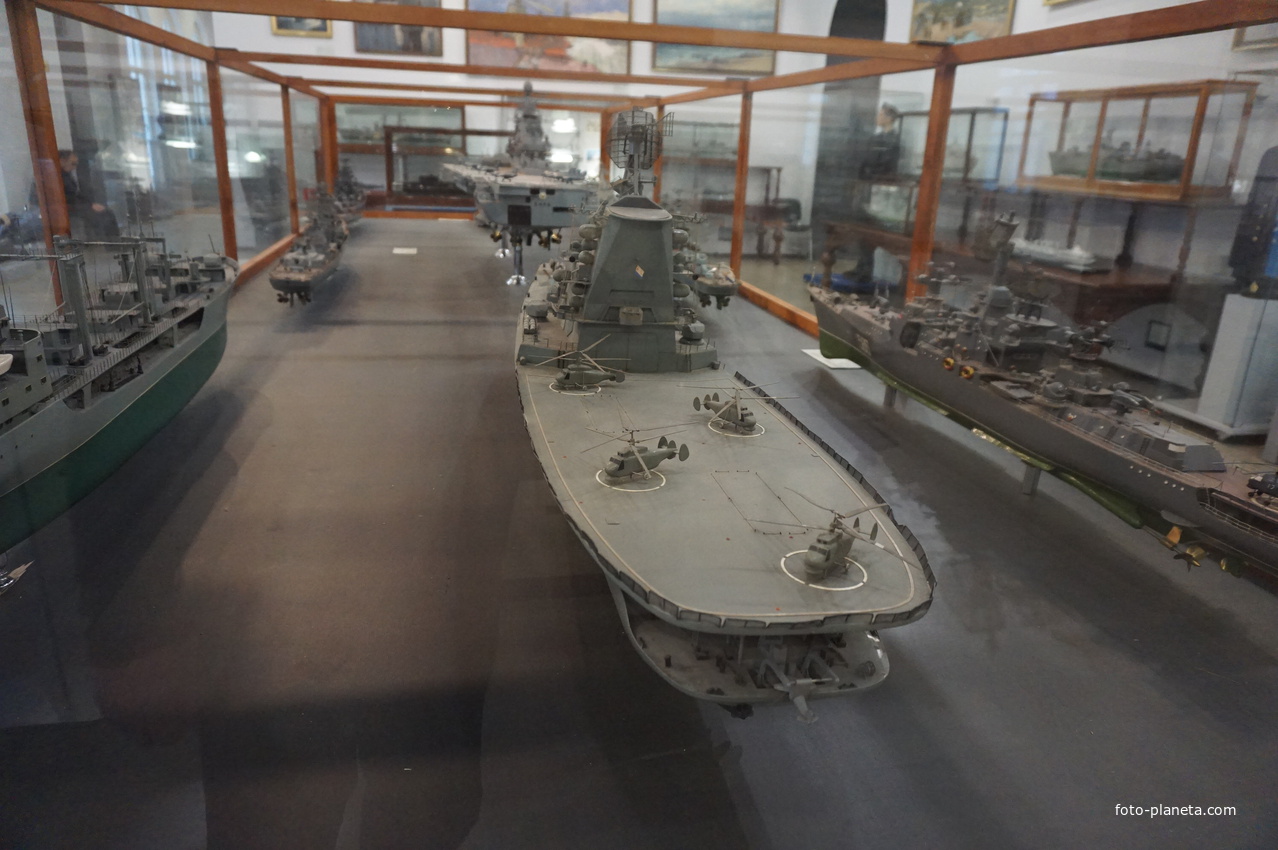 Экспонаты Центрального Военно-Морского музея.