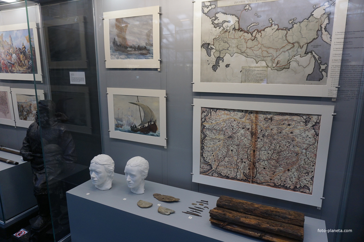 Экспонаты Центрального Военно-Морского музея.