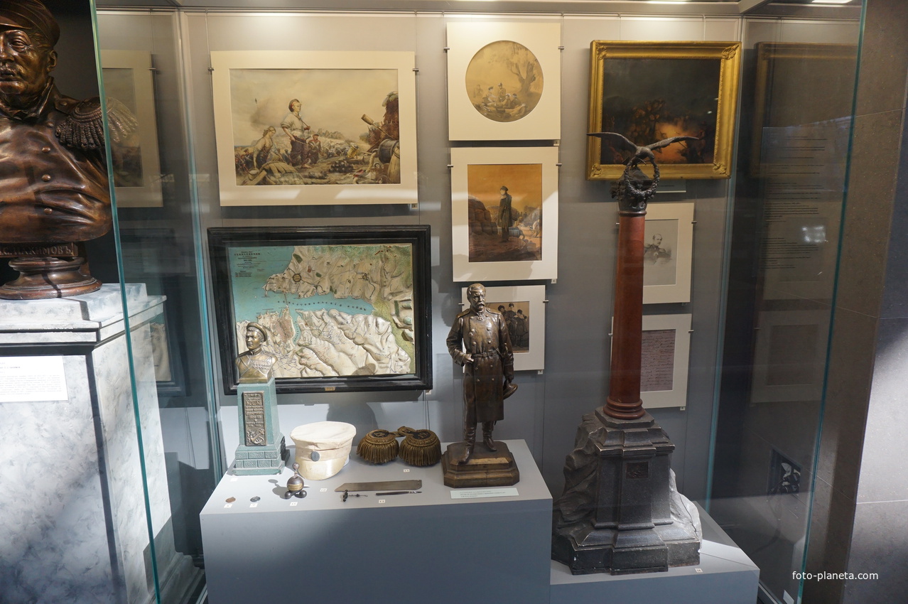 Экспонаты Центрального Военно-Морского музея.