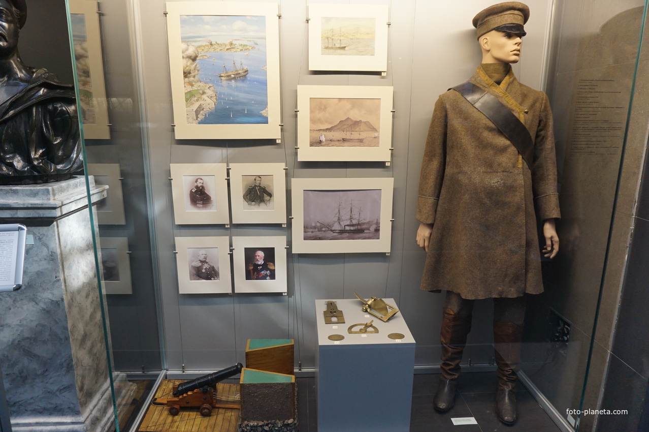 Экспонаты Центрального Военно-Морского музея.