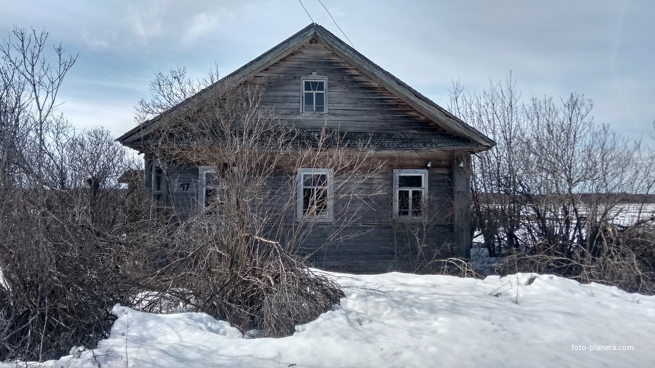 нежилой дом в д. Урицкое