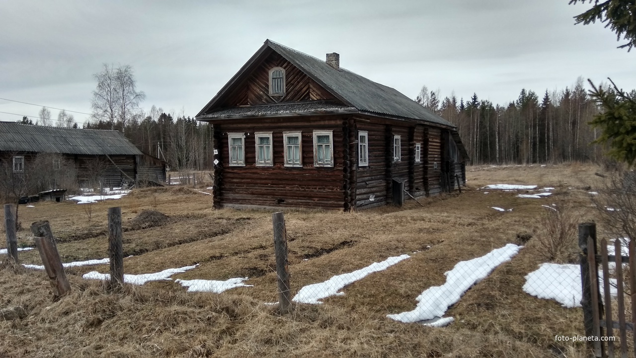 жилой дом в пос. Мегринский