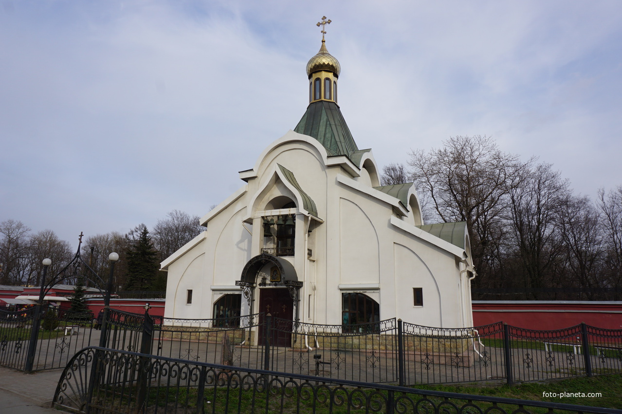 Казанская церковь,другой ракурс.