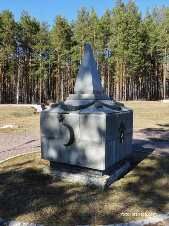 Памятник-символы религий