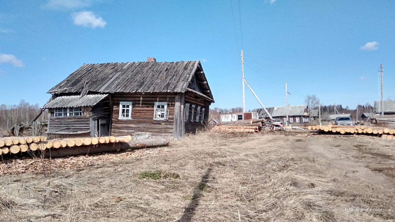 заброшенный дом в д. Мартыново