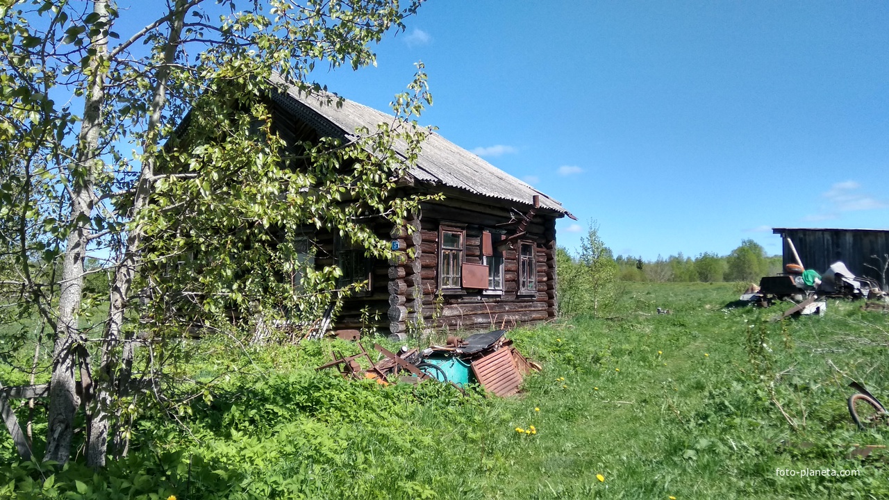 заброшенный дом в д. Кюрзино